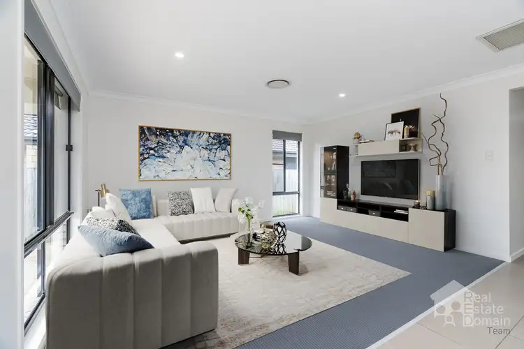 11 Oasis Court, Marsden QLD 4132