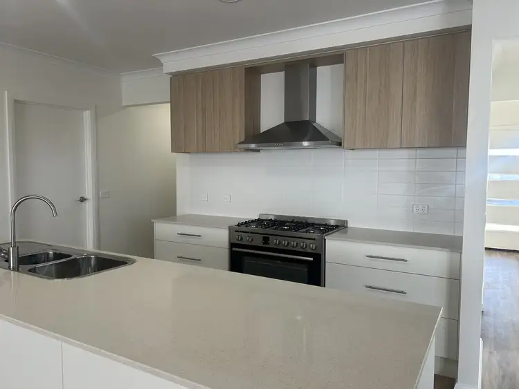 Second view of Homely house listing, 3 Famechon Way, Baranduda VIC 3691