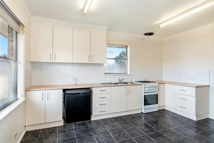 Third view of Homely house listing, 7 Woodbridge Street, Hamilton VIC 3300