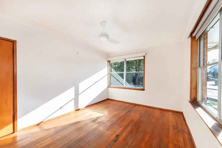 Fifth view of Homely house listing, 7 Woodbridge Street, Hamilton VIC 3300