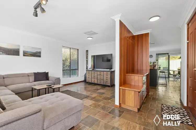 21 Tarndale Way, South Lake WA 6164