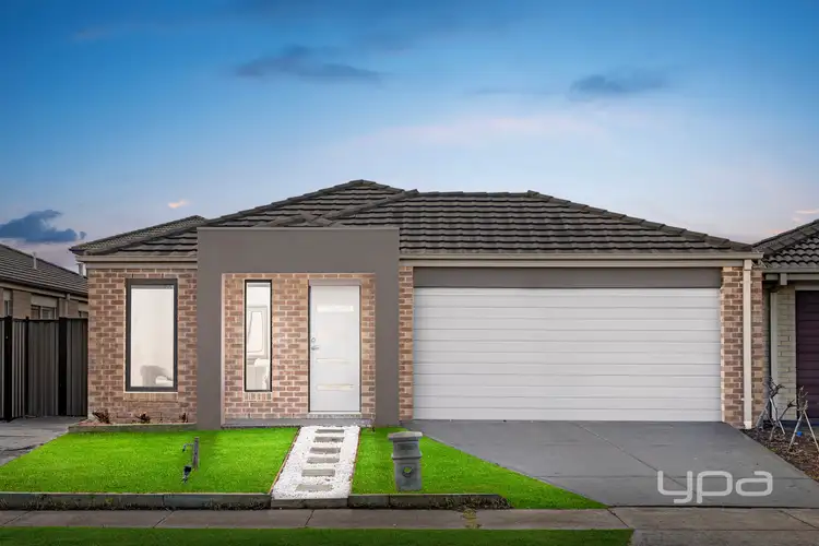 18 Palace Road, Point Cook VIC 3030