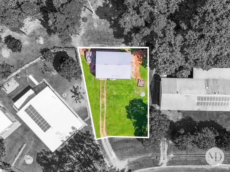 7 Enid Street, Flying Fish Point QLD 4860