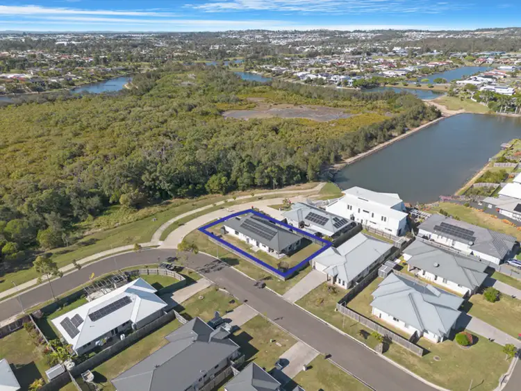 40 Imperial Circuit, Eli Waters QLD 4655