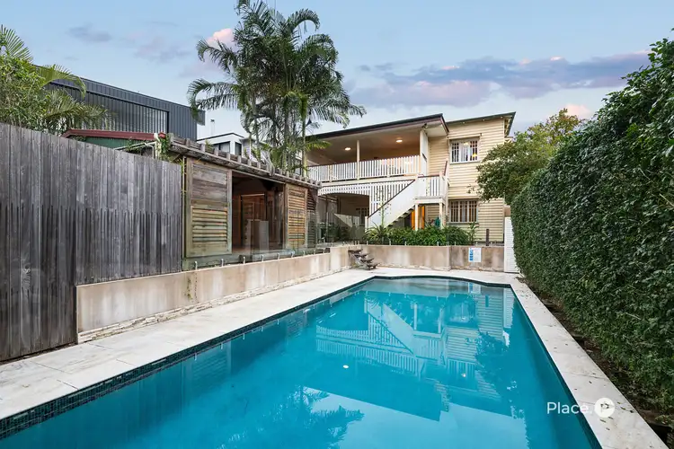 10 Glenfield Street, West End QLD 4101