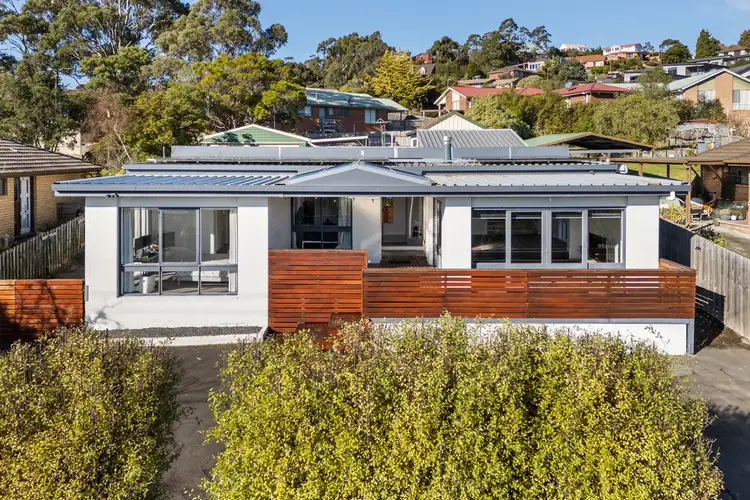 9 Mountain View Drive, Kingston TAS 7050