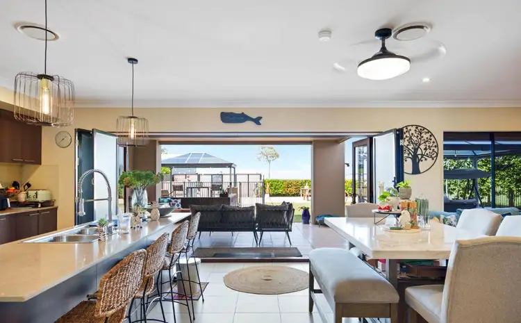 Sixth view of Homely house listing, 2 Pavilion Court, Burrum Heads QLD 4659