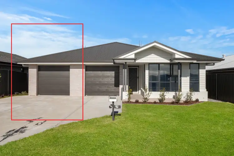 Main view of Homely flat listing, 1/7 Leyland Circuit, Lochinvar NSW 2321