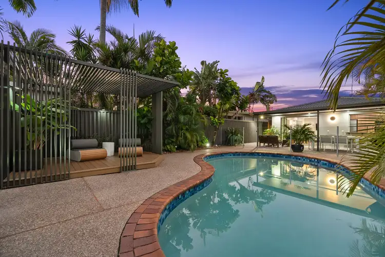 92 Nobby Parade, Miami QLD 4220