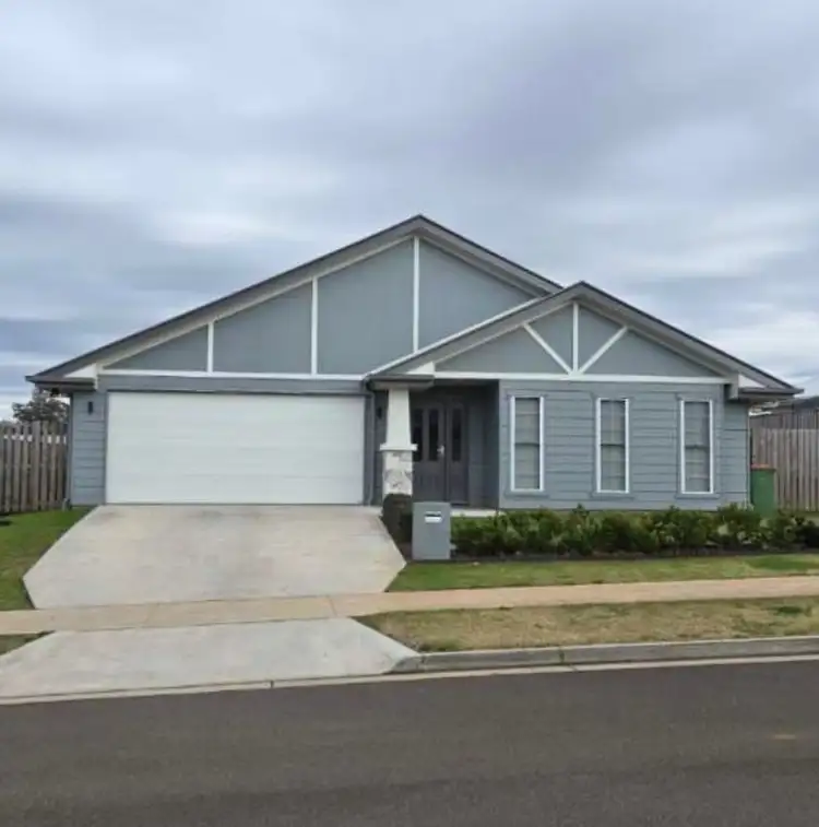 7 Staunton Avenue, Highfields QLD 4352