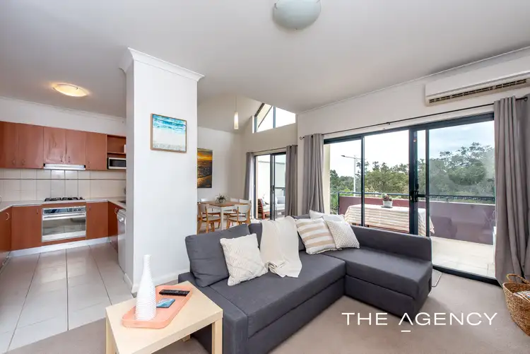 43/164 Lakeside Drive, Joondalup WA 6027