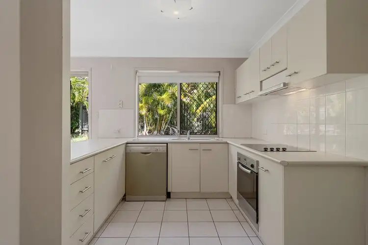 1 Larrell Close, Eight Mile Plains QLD 4113