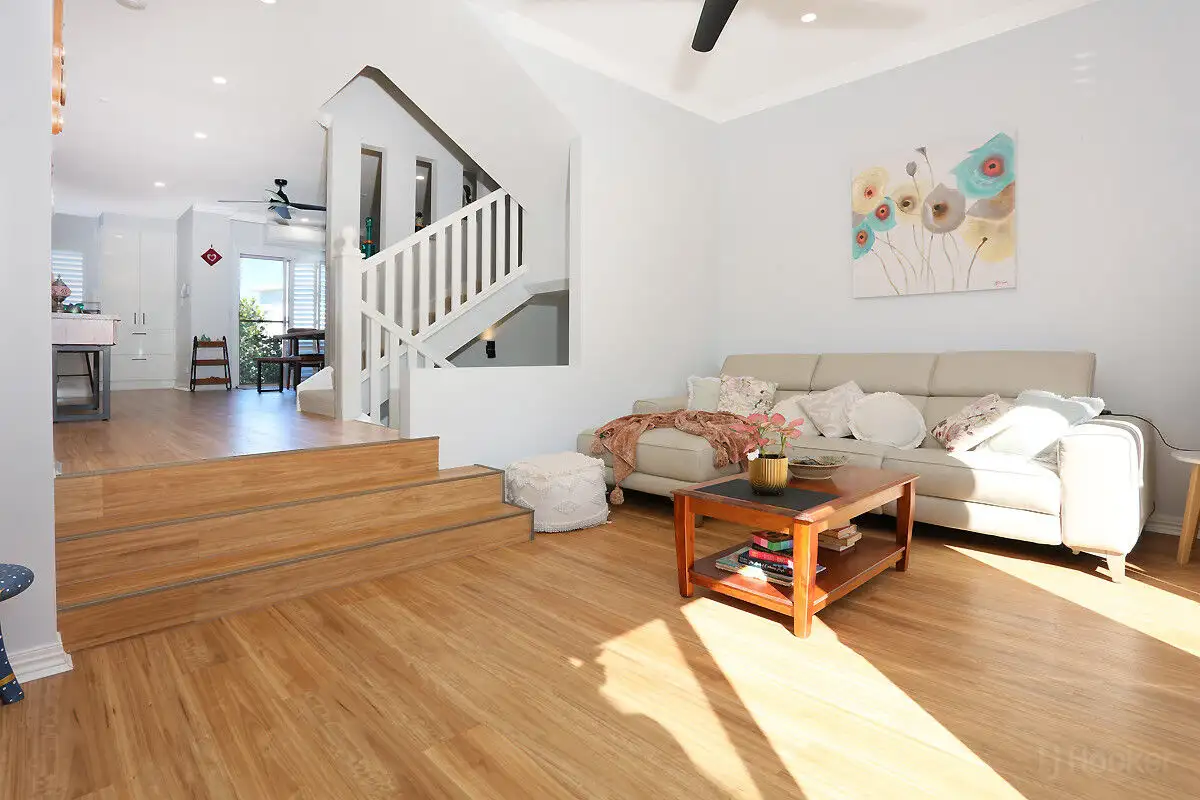 Main view of Homely townhouse listing, 4/14 Pendraat Parade, Hope Island QLD 4212