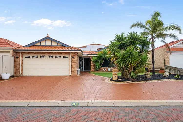 43 Deverall Square, Hillarys WA 6025