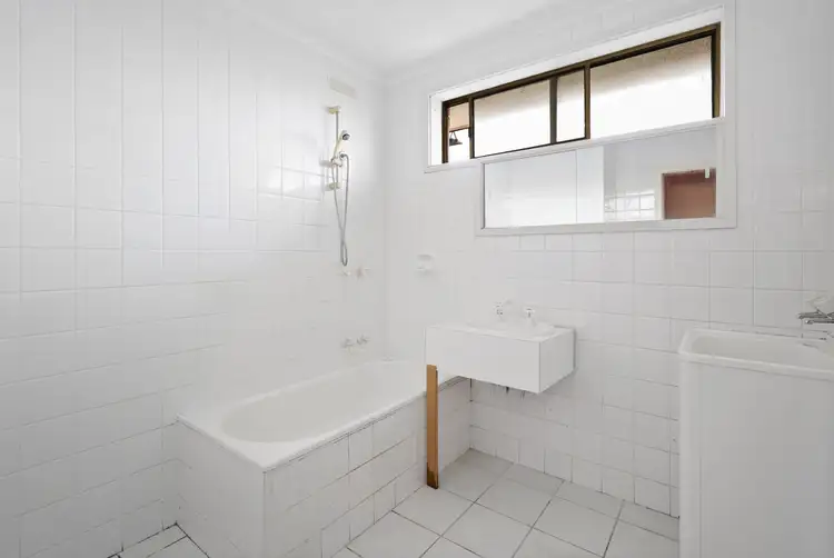 Fourth view of Homely apartment listing, 7/388-390 Nepean Highway, Frankston VIC 3199