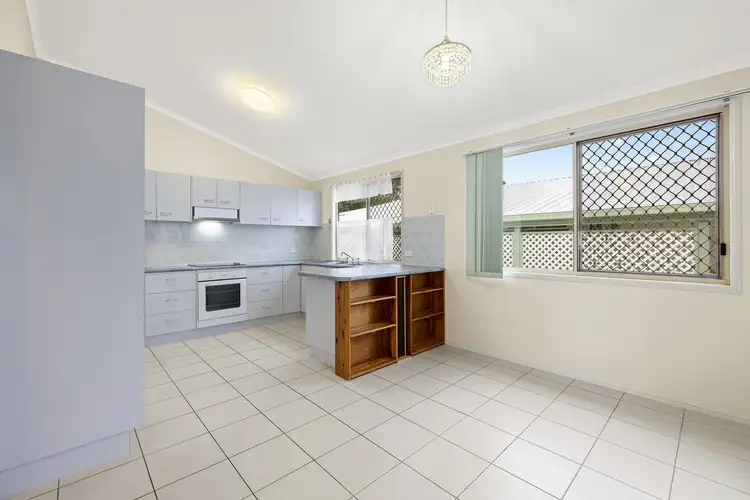 Sixth view of Homely unit listing, 5/72 Mark Road West, Little Mountain QLD 4551
