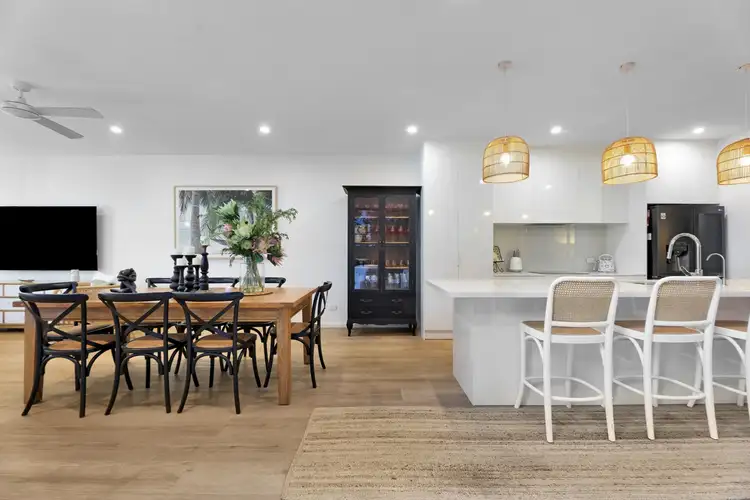 20a Sunshine Parade, Miami QLD 4220