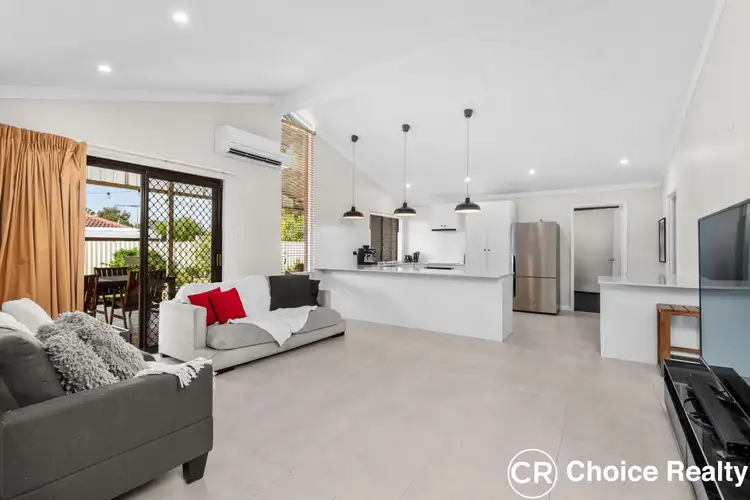 28 Periwinkle Way, Parkwood WA 6147