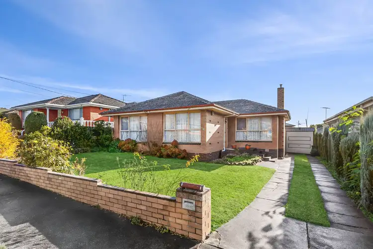 28 Ruhamah Avenue