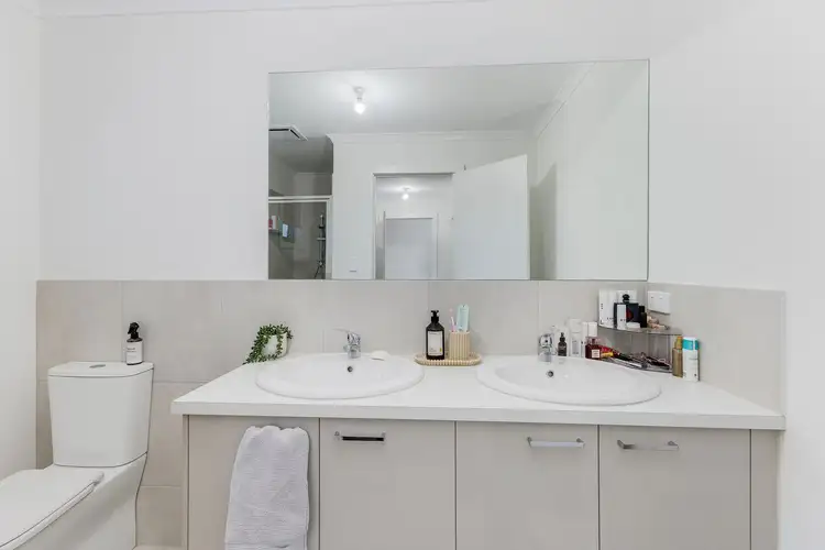 Fifth view of Homely house listing, 8 Cornwall Street, Munno Para Downs SA 5115