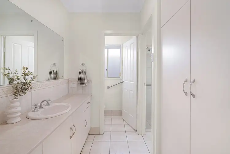 Sixth view of Homely house listing, 4 Creekview Drive, Walkley Heights SA 5098