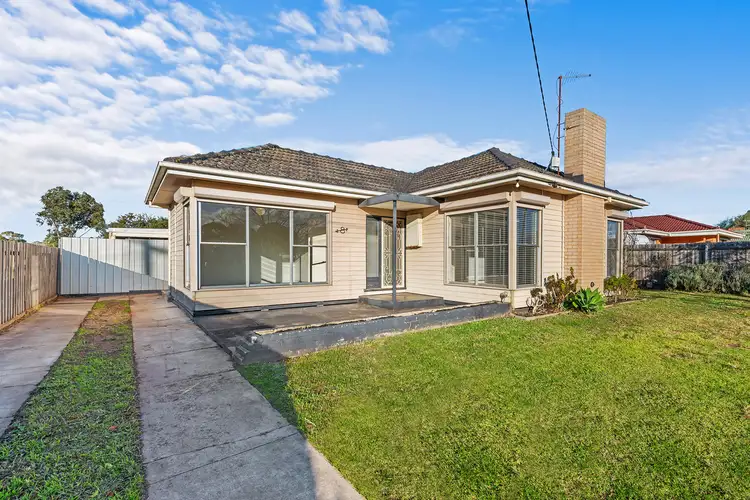 8 Buckley Street, Sale VIC 3850