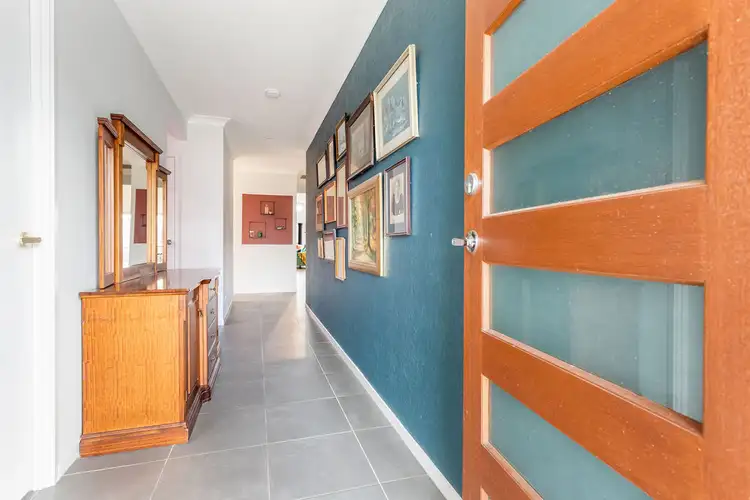 Second view of Homely house listing, 2 Hibbard Court, Collingwood Park QLD 4301