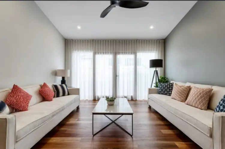 Second view of Homely house listing, 6 Clover Way, Helensvale QLD 4212
