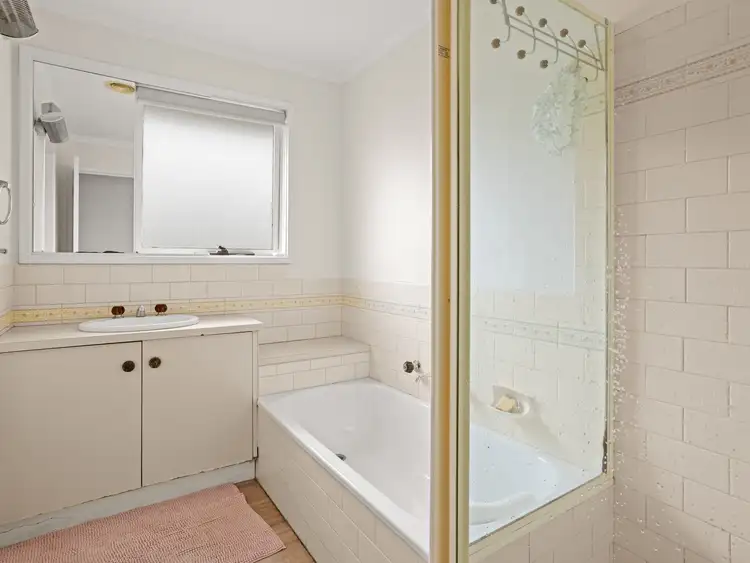 Fifth view of Homely unit listing, 2/15 Neptune Street, Mornington VIC 3931