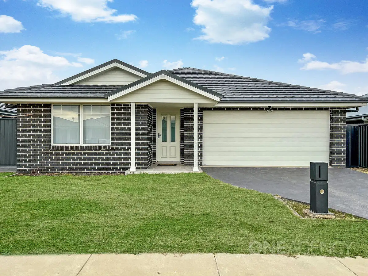 Main view of Homely house listing, 28 Roebuck Street, Goulburn NSW 2580