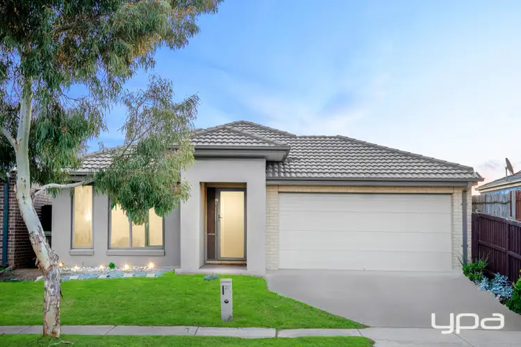 29 Solitude Crescent, Point Cook VIC 3030