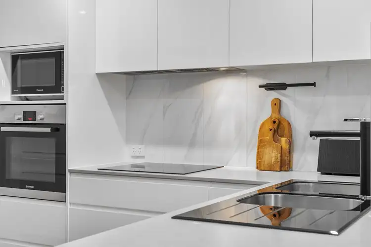 Sixth view of Homely apartment listing, 2/19 Fern Street, Surfers Paradise QLD 4217