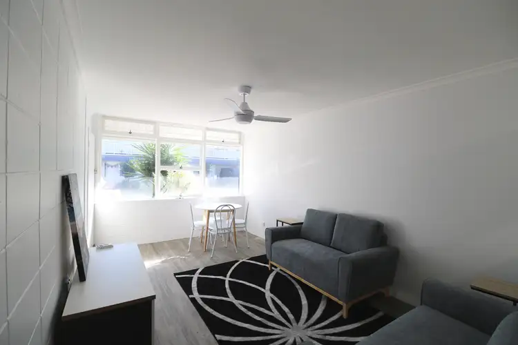 2539 Gold Coast Highway