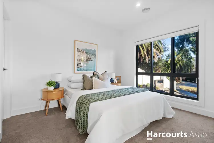 Sixth view of Homely townhouse listing, 1/8 Dunnell Rise, Berwick VIC 3806