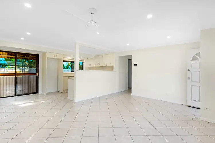 40 Warrina Crescent, Burleigh Waters QLD 4220