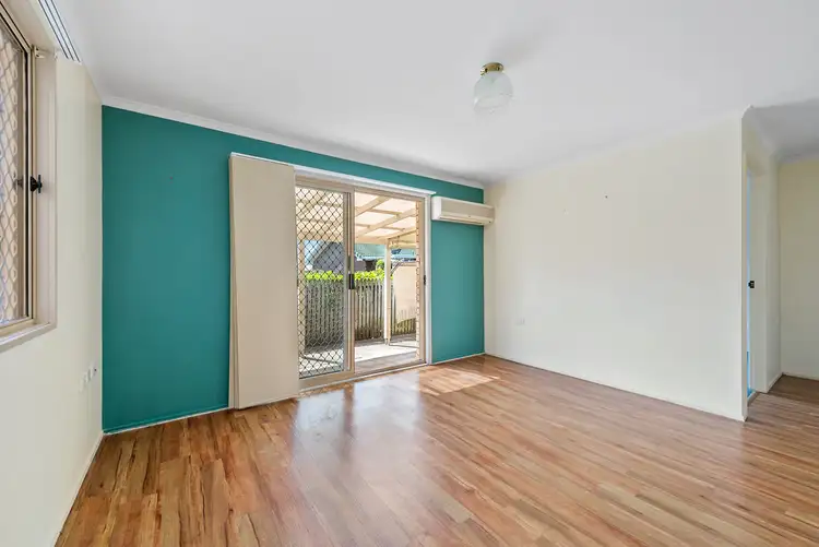 Sixth view of Homely unit listing, 4/74 Dalton Street, Kippa-Ring QLD 4021