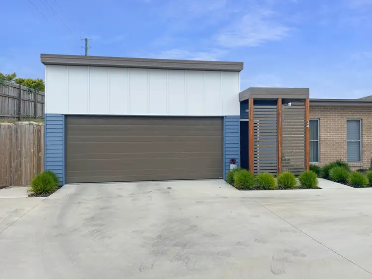 Main view of Homely villa listing, 34/1 Links Court, Urraween QLD 4655
