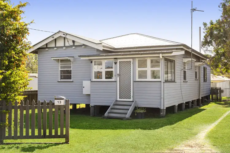 13 Albert Lane, Newtown QLD 4350