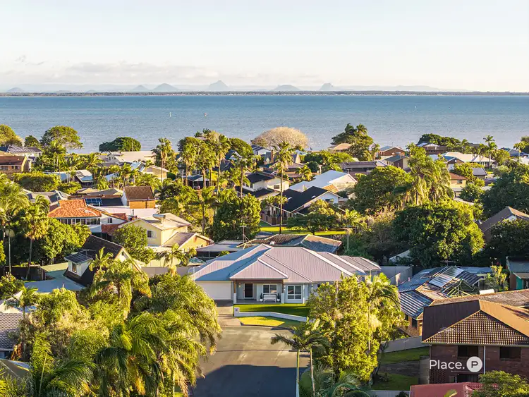 25 Vista Court, Newport QLD 4020