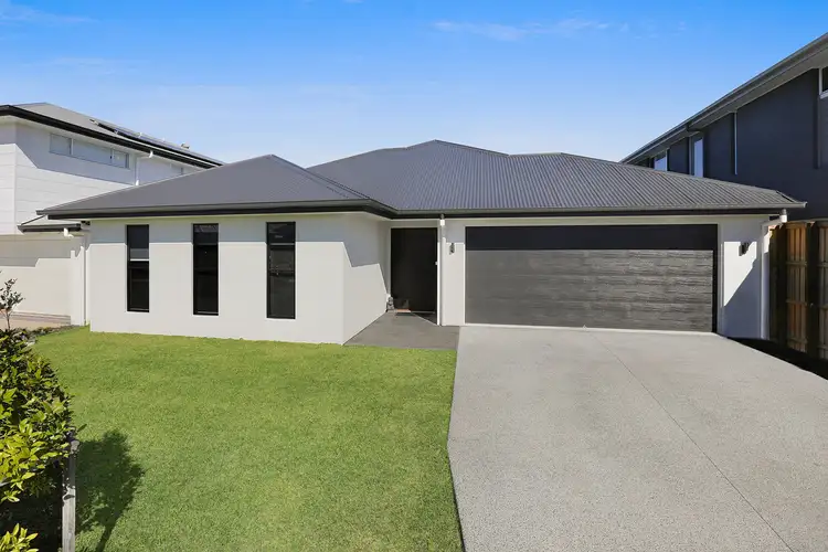 8 Staccato Way, Palmview QLD 4553