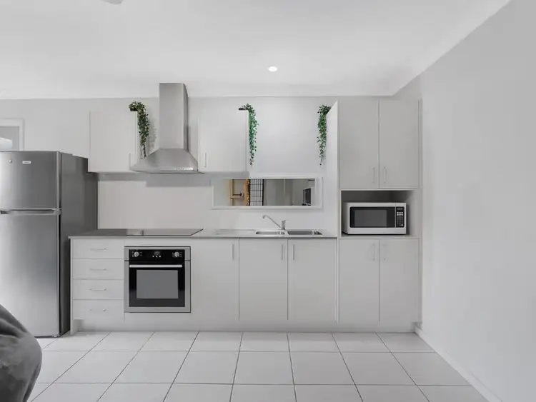 Second view of Homely unit listing, 2/11 Johnstone Place, Riverview QLD 4303