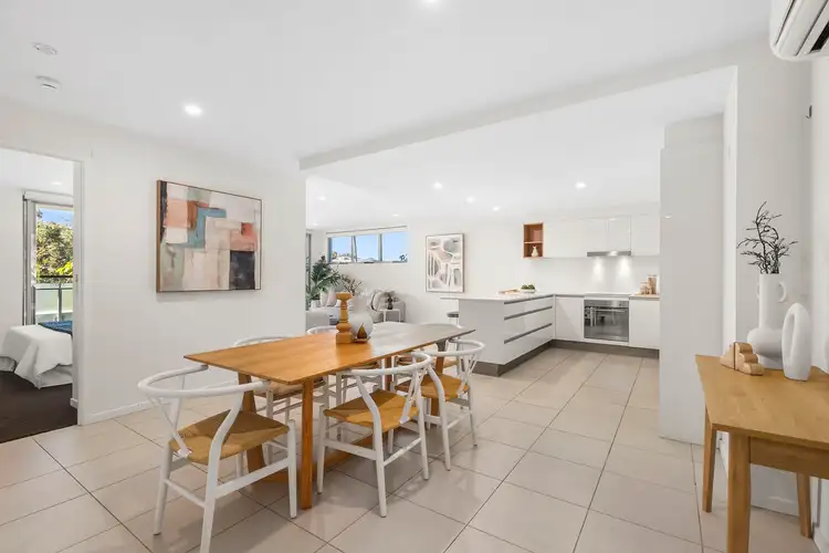 Main view of Homely apartment listing, 5/8 Springwood Street, Mount Gravatt East QLD 4122