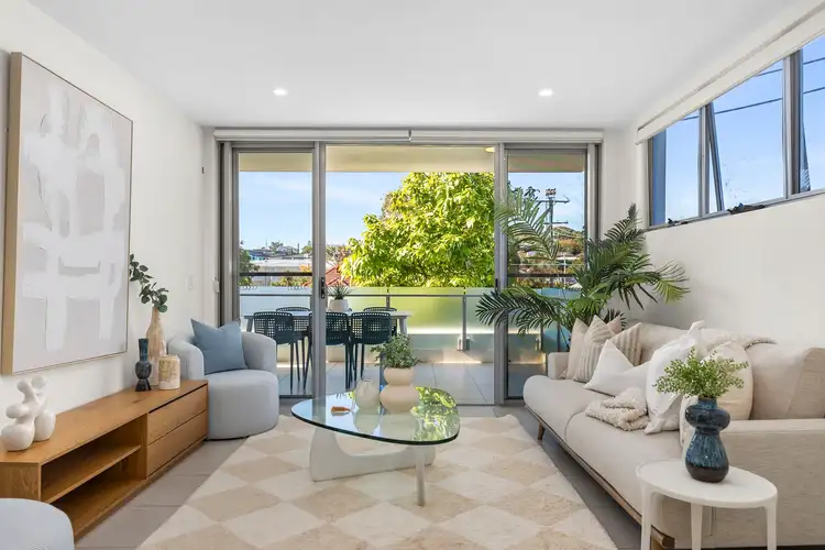 Third view of Homely apartment listing, 5/8 Springwood Street, Mount Gravatt East QLD 4122