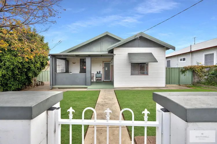 16 Dean Street, Tamworth NSW 2340