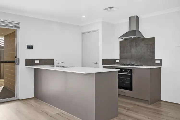 19 Ironcap Street, Banksia Grove WA 6031