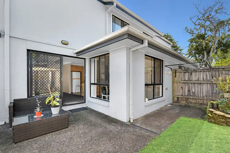 Fifth view of Homely townhouse listing, 2/148 Johnston Street, Southport QLD 4215
