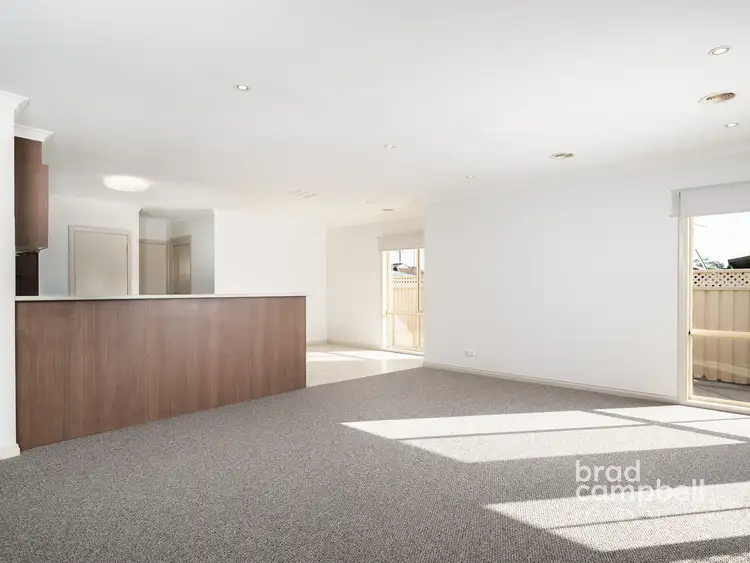 Sixth view of Homely townhouse listing, 2/127 The Boulevard, Shepparton VIC 3630