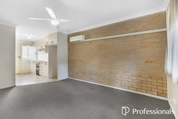 Third view of Homely flat listing, 2/11 Nordlingen Drive, Tolland NSW 2650