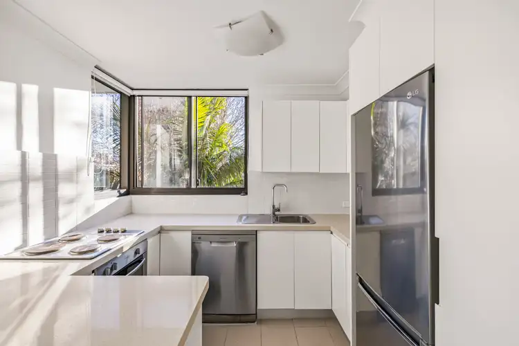 Second view of Homely apartment listing, 6E/6 Macleay Street, Potts Point NSW 2011