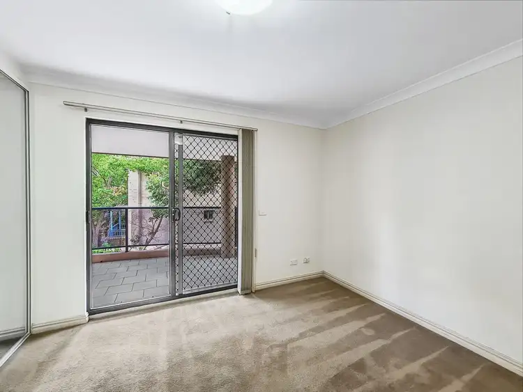 Fifth view of Homely unit listing, 4/16-18 Priddle Street, Westmead NSW 2145